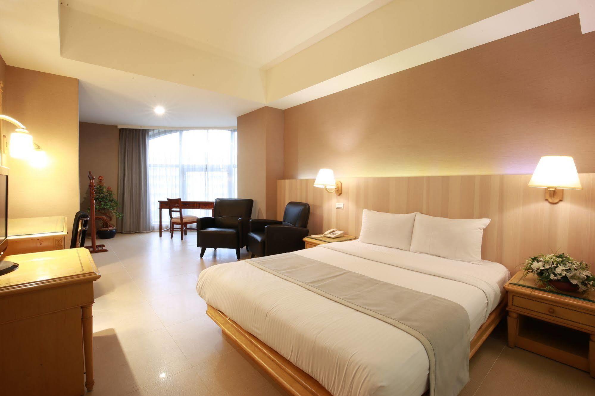 Highness Hotel Quận Quy Sơn Ngoại thất bức ảnh